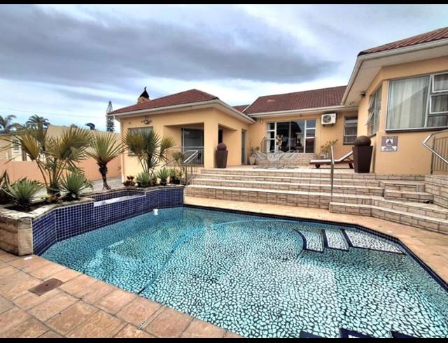 14 BEDROOM BED & BREAKFAST FOR SALE IN AMALINDA